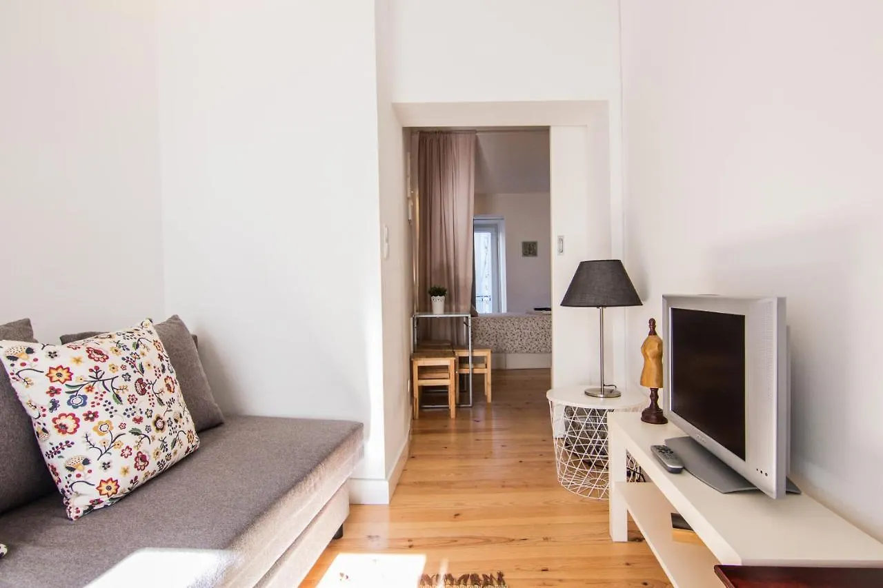 New Apartment Bairro Alto Lizbona Portugalia
