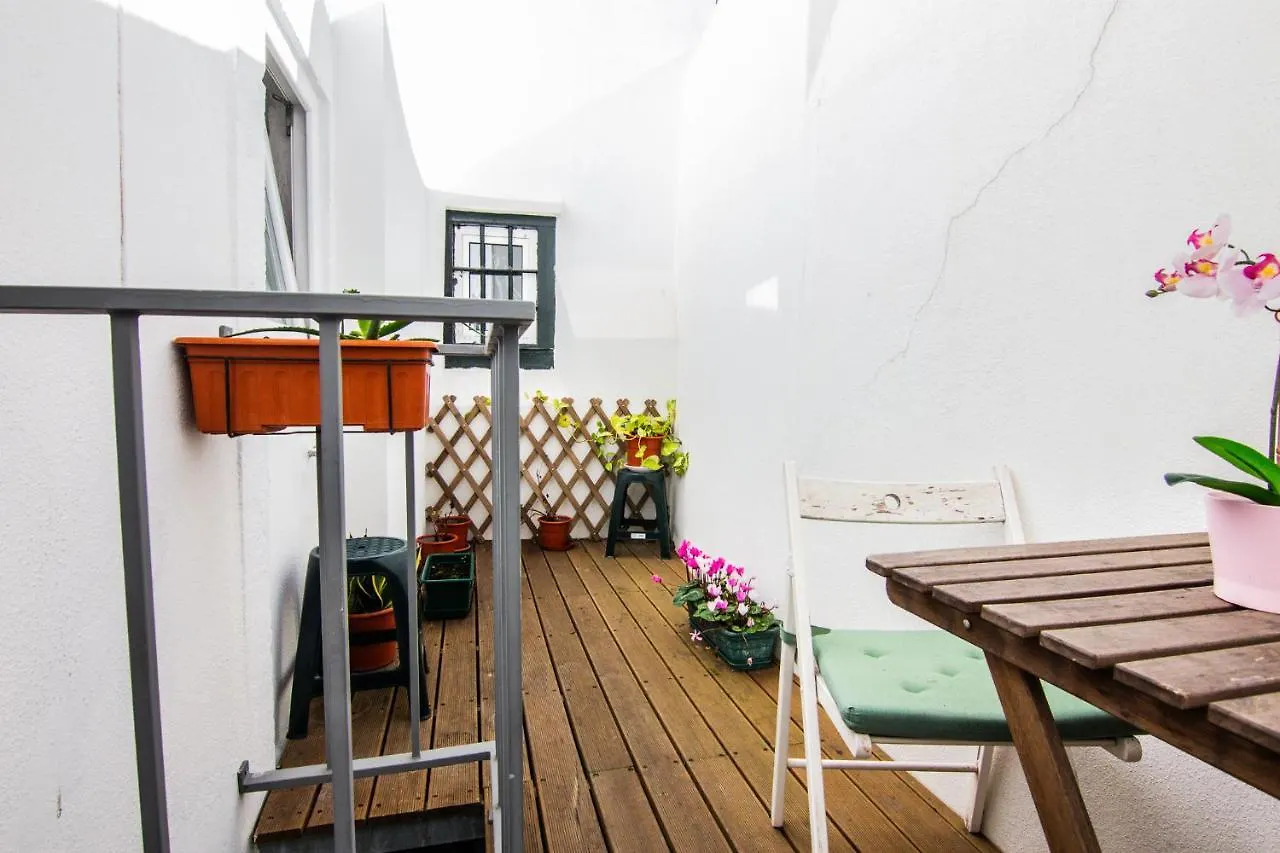 New Apartment Bairro Alto Lizbona